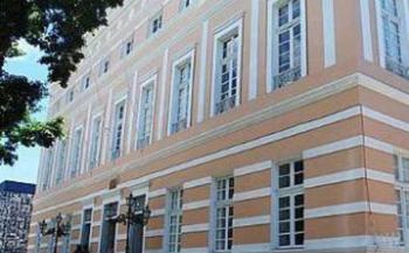 Alagoas perde uma cadeira na Câmara e três na Assembleia