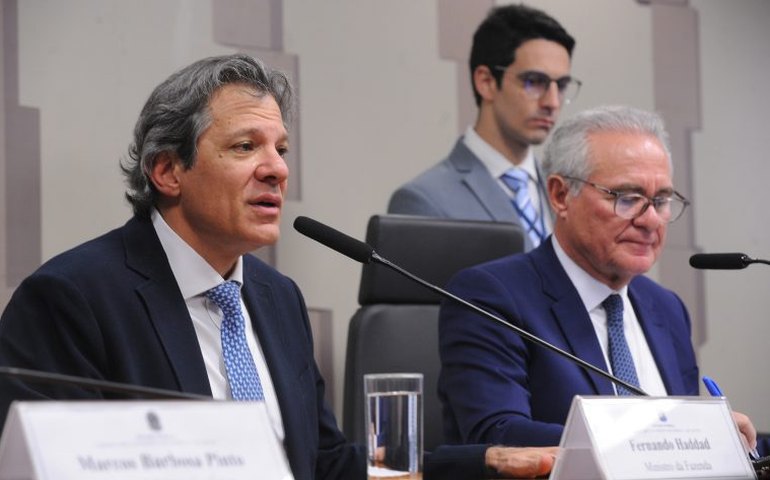 Haddad defende ajustes tributários para o setor financeiro em comissão mista do Congresso Nacional