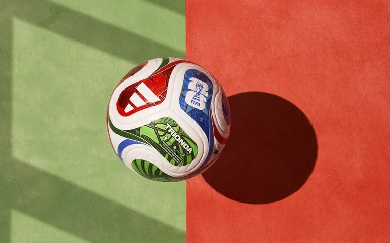 WhatsApp troca emoji de bola pela Trionda e lança recursos inspirados na Copa