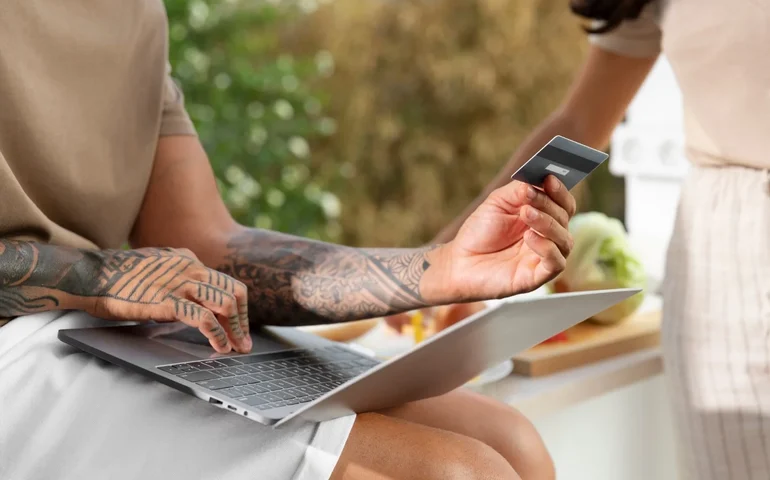 64% dos brasileiros recorrem ao Google antes de comprar