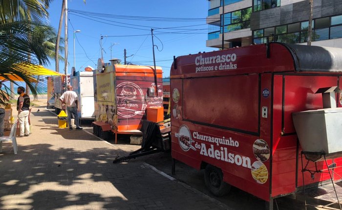 Food trucks irregulares na Pajuçara Food trucks irregulares na Pajuçara