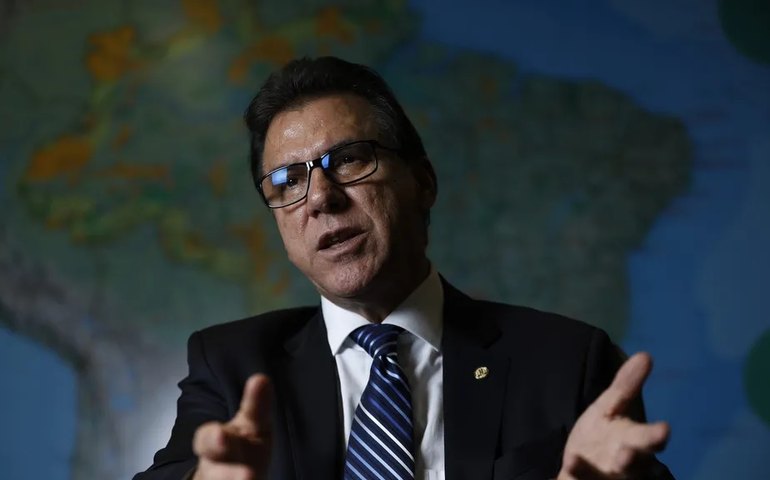 Marinho defende revisão de normas de terceirização trabalhista