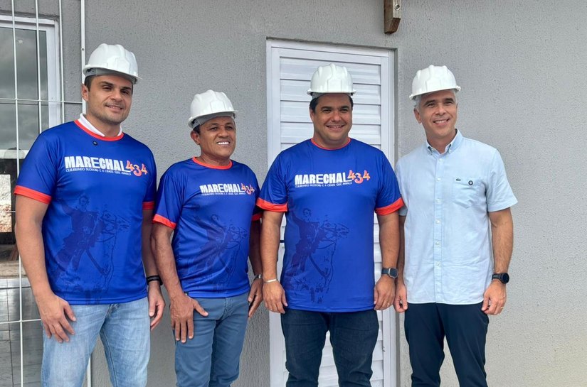 Rafael Brito e prefeito André Bocão visitam obras do Minha Casa Minha Vida, em Marechal Deodoro