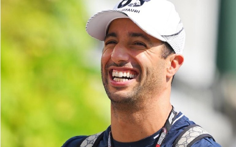 Ricciardo participa de exibição da Red Bull e deve voltar a correr no GP dos EUA de F-1