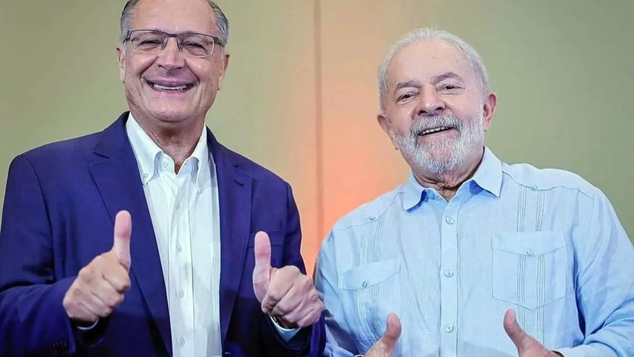 Diretório nacional do PT aprova indicação de Alckmin como vice de Lula