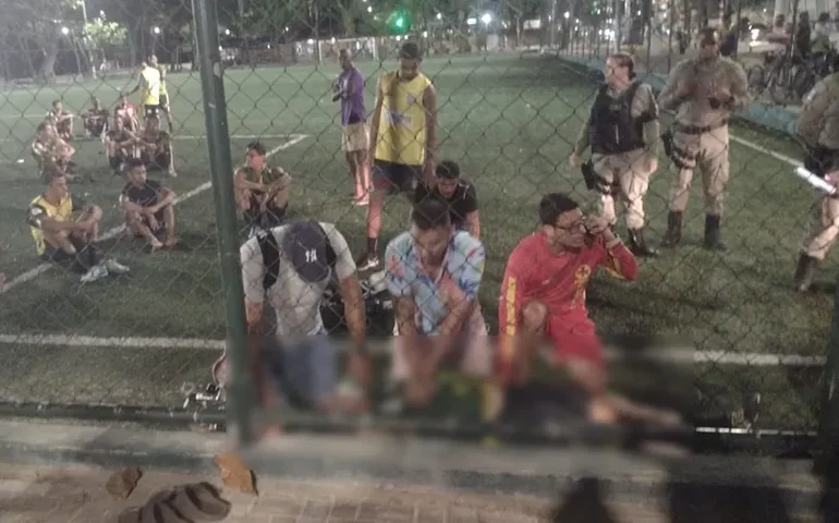 Homem morre após passar mal durante partida de futebol na Pajuçara, em Maceió