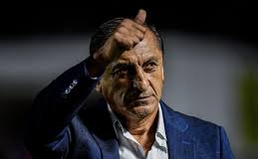 Como Ramón Díaz mudou o Corinthians e tirou time da zona de rebaixamento