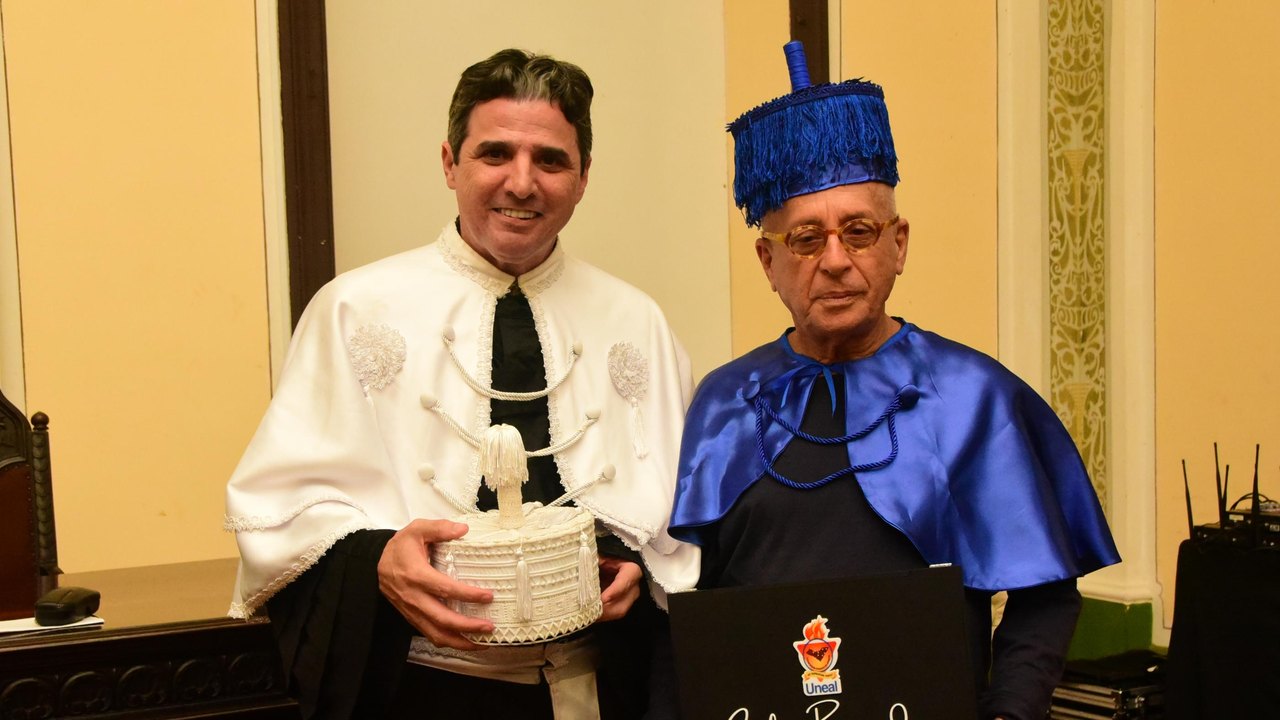 Fotógrafo e cineasta Celso Brandão recebe título de Doutor Honoris Causa da Uneal
