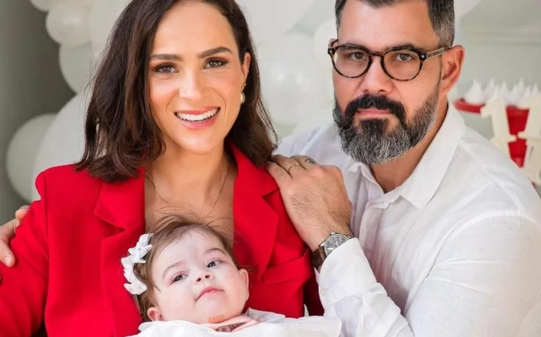 Juliano e Letícia Cazarré revelam o nome do sexto filho