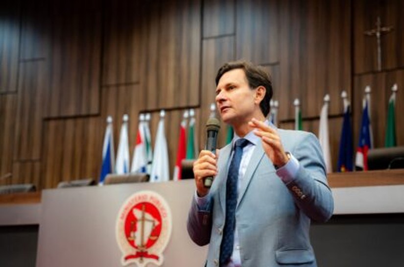 Prefeito Marcelo Beltrão apresenta o sucesso da educação de Coruripe durante seminário realizado pelo Governo de Sergipe