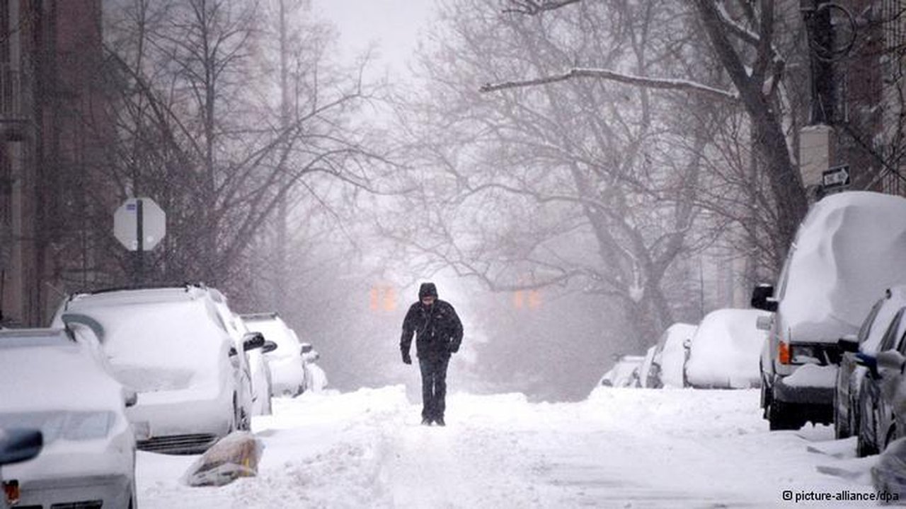 Tempestade de neve causa transtornos no sul dos EUA