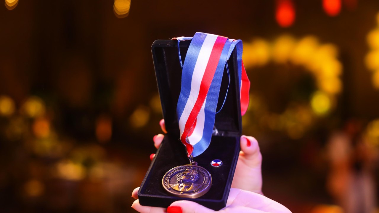 Medalha Silvio Vianna homenageia mais 10 servidores efetivos do Estado neste ano