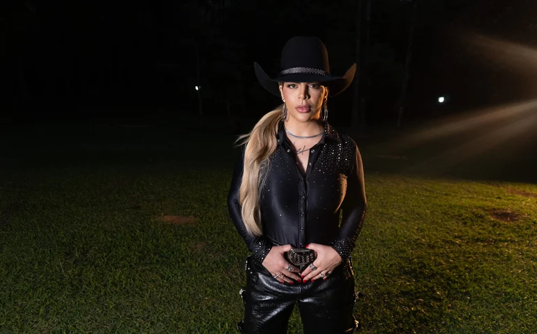 Paula Mattos completa o EP 'Estrada Sessions 2' com o lançamento de duas novas músicas