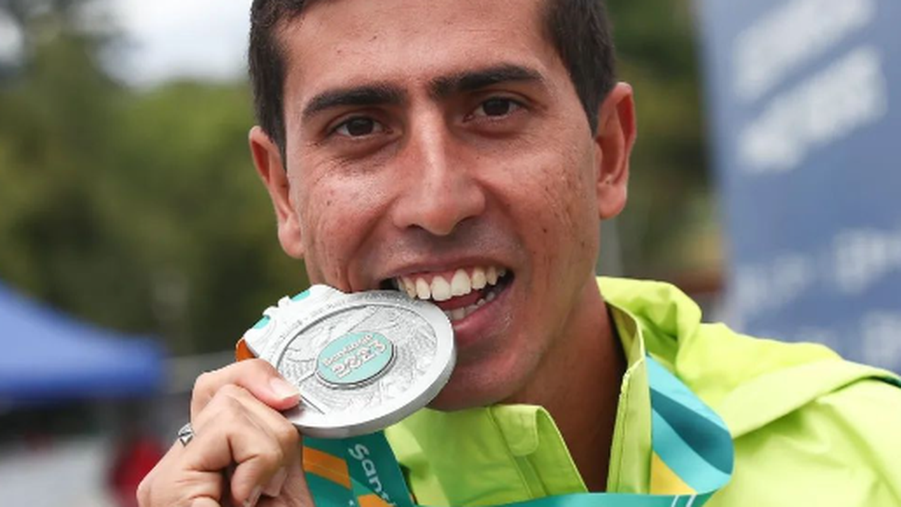 Caio Bonfim é prata na marcha atlética e brinca que percurso estava 'maior para compensar o feminino'
