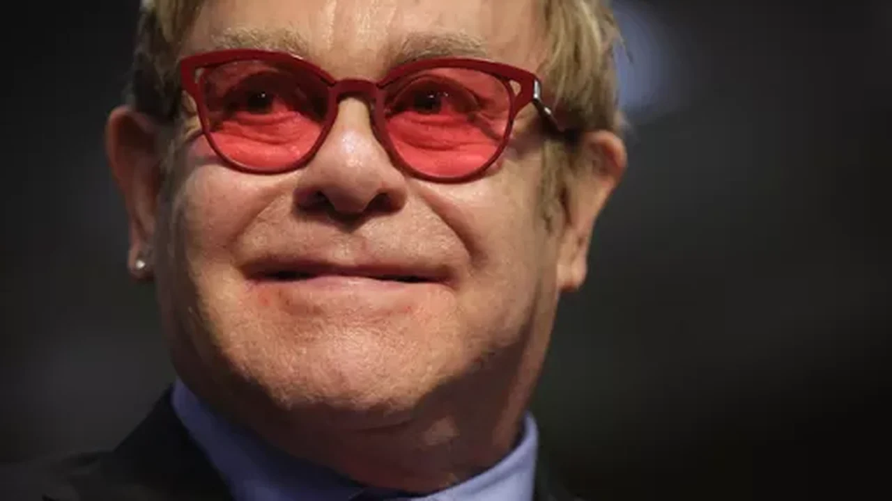 Musical 'It's Me: Elton' mostra luta de Elton John contra a cocaína