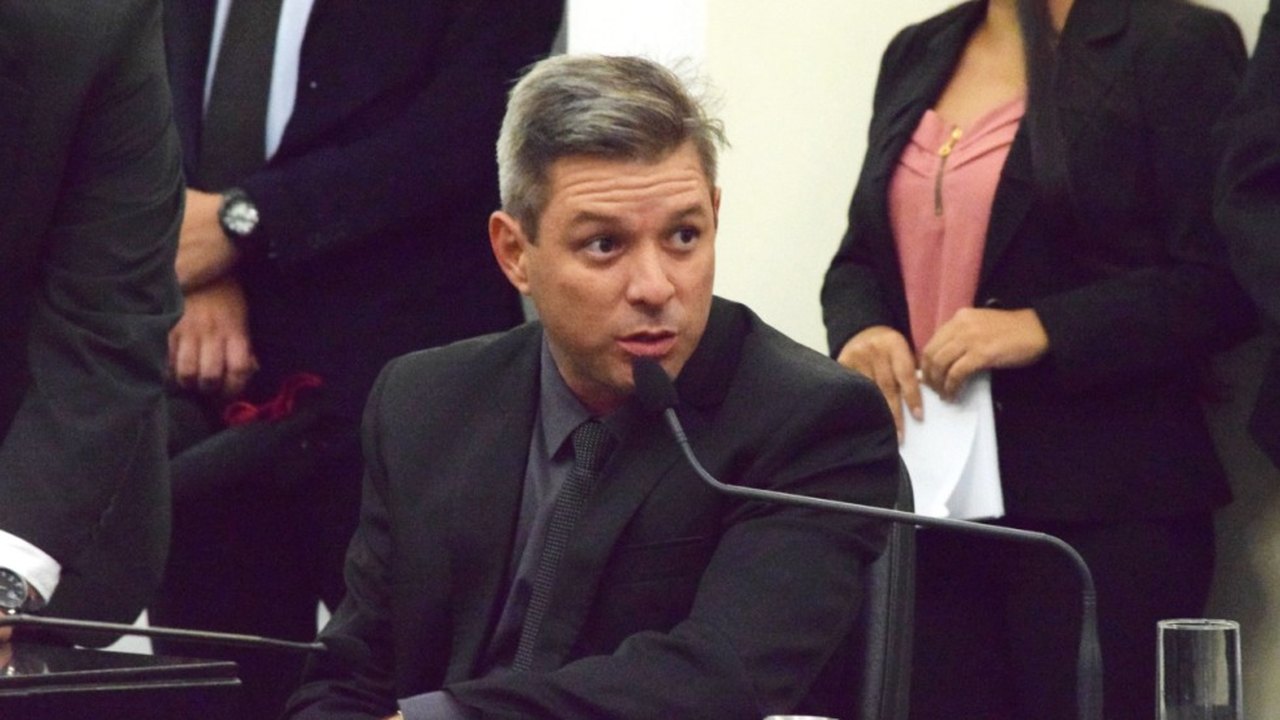 Cabo Bebeto cobra dos municípios execução do Programa Educação Inclusiva