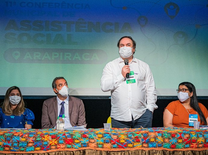 Imagem de Nossa Senhora dos Prazeres visita Câmara Municipal de Maceió