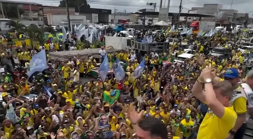 Flávio Bolsonaro encerra agenda em Alagoas com motociata e encontro com empresários em Arapiraca - Foto: Reprodução