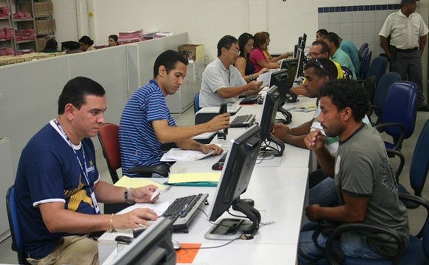 Detran amplia horário de atendimento em Centrais Já! e retoma vistorias no Miramar