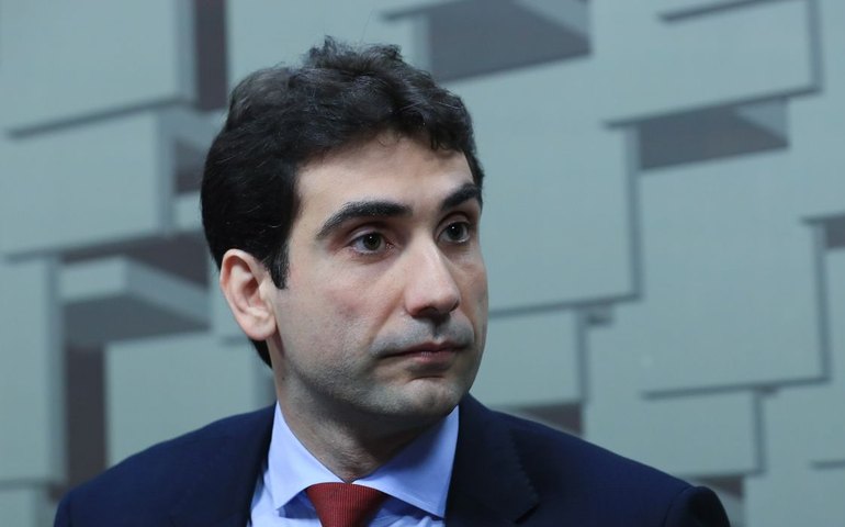 Gabriel Galípolo é indicado por Lula para presidir o Banco Central