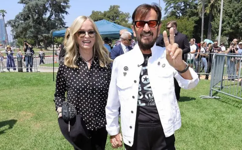 'Sou apenas um músico que não quer tocar sozinho', diz Ringo Starr em entrevista exclusiva