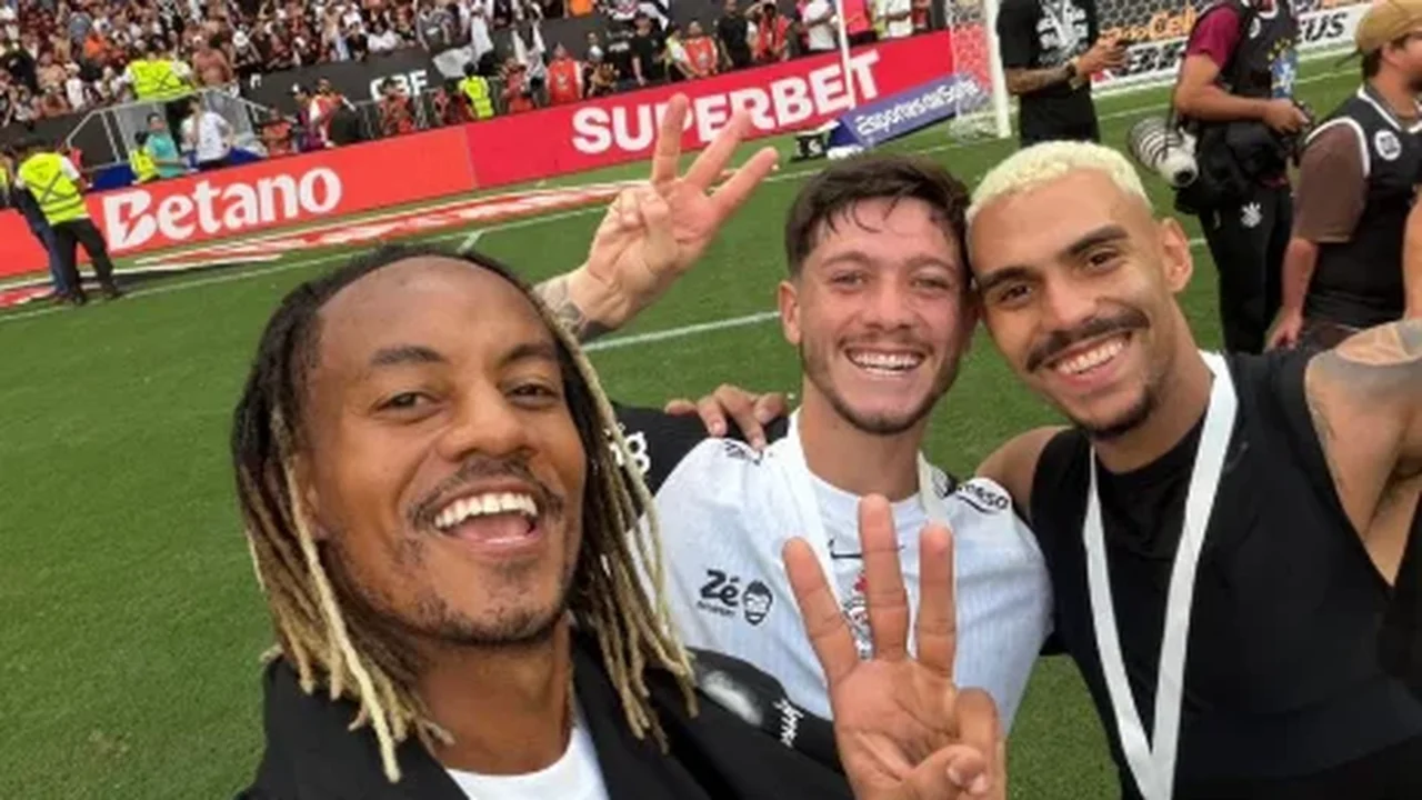 Corinthians desbanca favorito Flamengo, conquista a Supercopa Rei e empilha mais uma taça