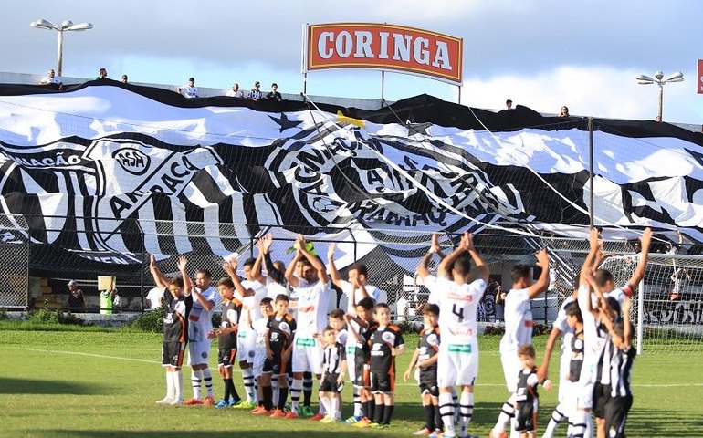Foiani relaciona 23 atletas para o jogo contra o Guarani