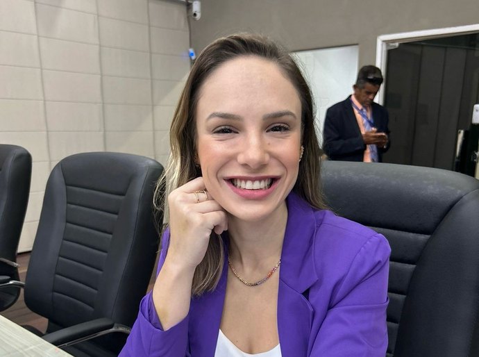 PL de Olívia Tenório sobre fisioterapia pélvica para mulheres da rede de saúde é aprovado na Câmara