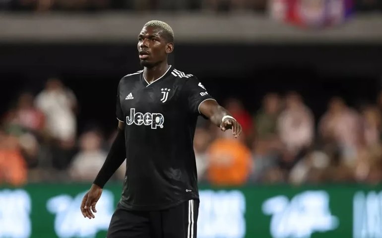 Pogba celebra cirurgia bem sucedida e sonha com Copa: ‘Vou recuperar rapidamente’