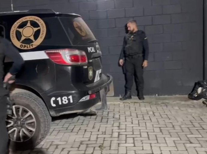 Polícia Civil prende advogado em flagrante por lesão corporal contra companheira