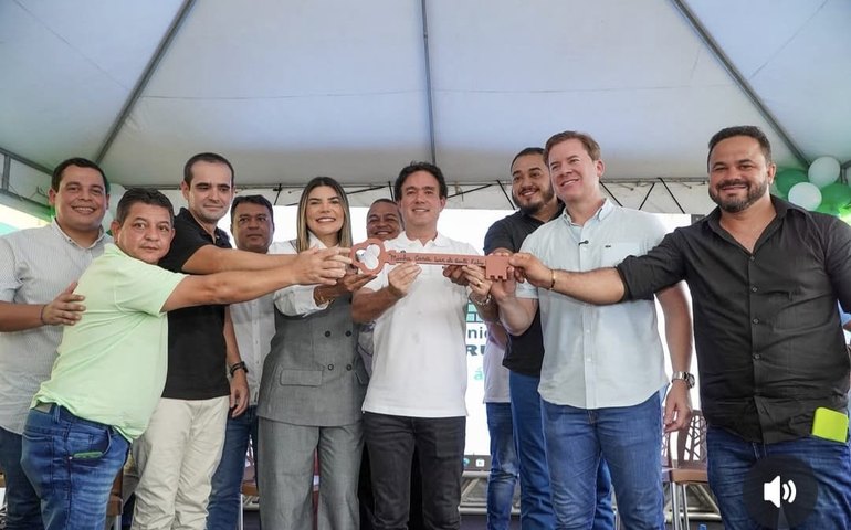 População de Jundiá celebra a entrega de obras pela gestão do prefeito Jorge Galvão
