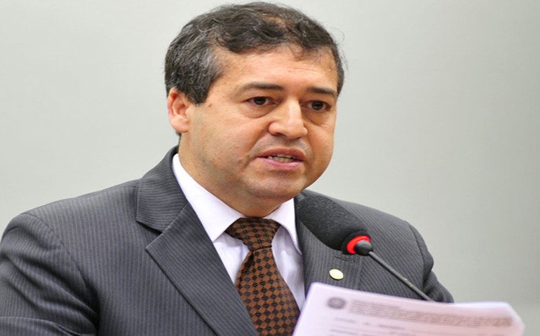 Propostas de mudança nas leis trabalhistas devem ser feitas só em 2017