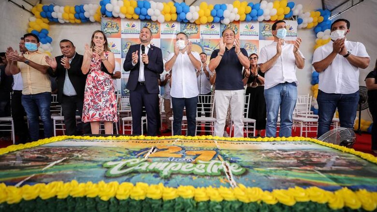 Em Campestre, governador entrega pavimentação de vias e anuncia reconstrução de ponte e do acesso à Usina Santa Tereza