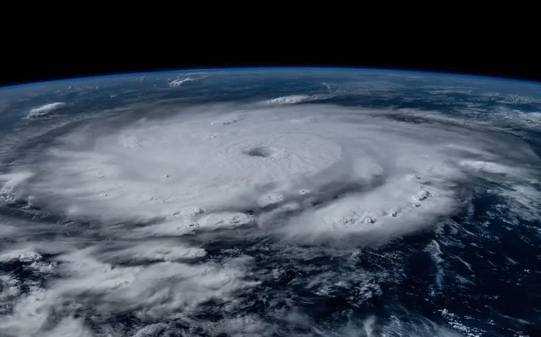 EUA: governo já destinou US$ 137 mi para afetados por Furacão Helene e se prepara para Milton