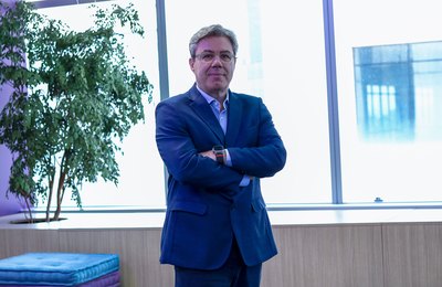 Sistemas autônomos de IA vão redefinir a arquitetura de receita no varejo, mas o divisor de águas está na governança humana