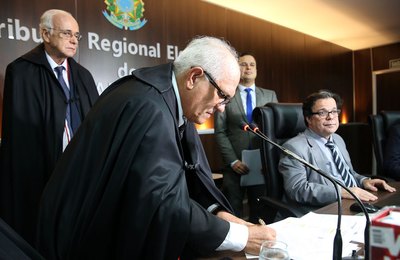 Otávio Praxedes é empossado como vice-presidente e corregedor do TRE/AL 