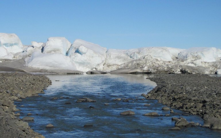 Reino Unido e União Europeia avaliam envio de tropas à Groenlândia e sanções contra empresas dos EUA