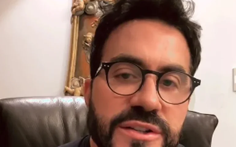 Padre Fábio de Melo anuncia pausa em shows para tratar depressão: 'Não está sendo fácil'