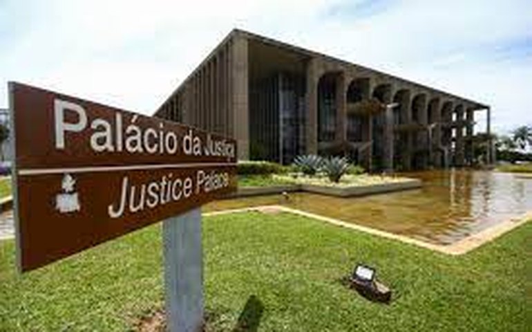 Governo lança plano para combater fraudes bancárias digitais com prevenção e apoio às vítimas