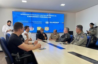 Doze membros do Comando Vermelho são presos durante operação em Alagoas