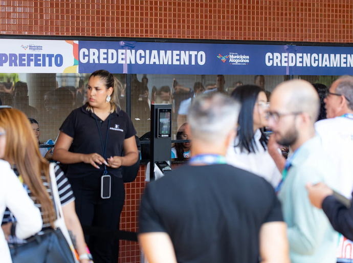 Congresso dos Municípios Alagoanos começa com mais de 5 mil inscritos de 18 estados
