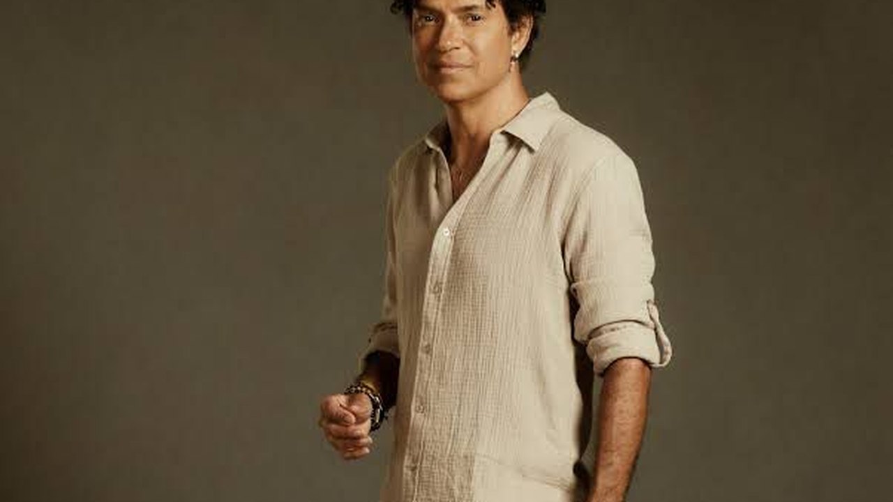 Jorge Vercillo desembarca com novo show em Maceió no dia 12 de maio