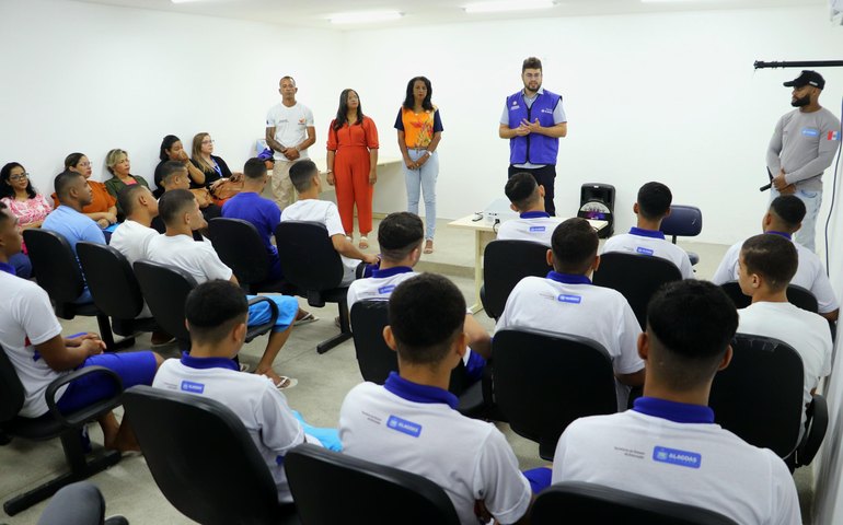 Socioeducandos de Alagoas são preparados para ingressar no mercado de trabalho