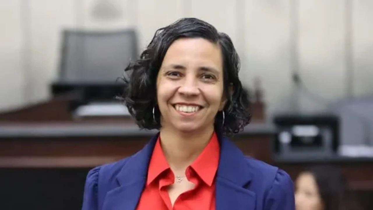 Élida Miranda assume mandato na Assembleia Legislativa de Alagoas
