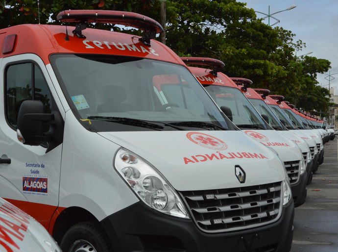 Governo de Alagoas entrega ambulâncias do Samu a municípios alagoanos nesta sexta