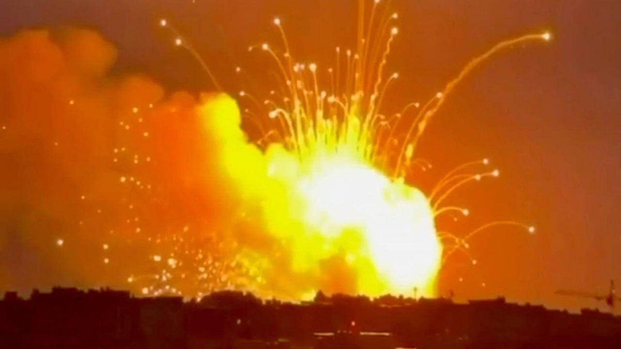 Rússia lança ataques contra portos para inutilizar último terminal de armas ocidentais da Ucrânia