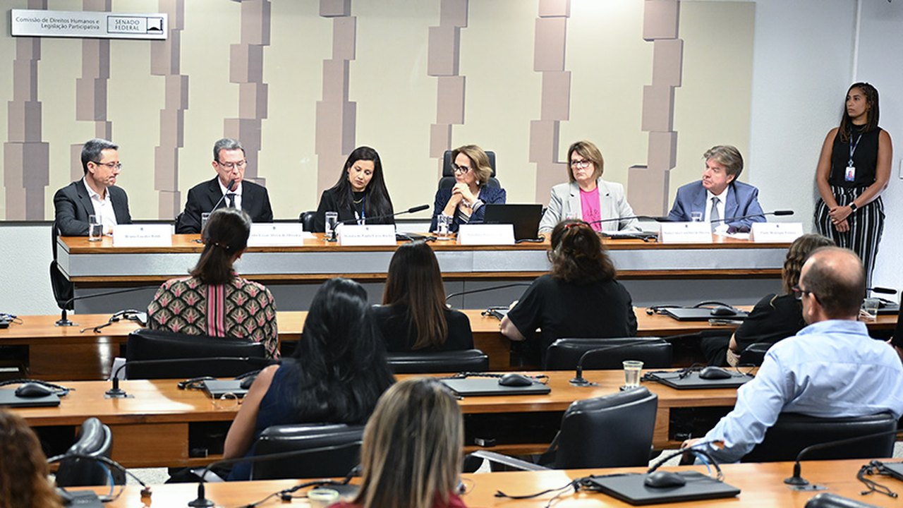 Debate aponta dificuldades em diagnóstico e tratamento para doença pulmonar rara