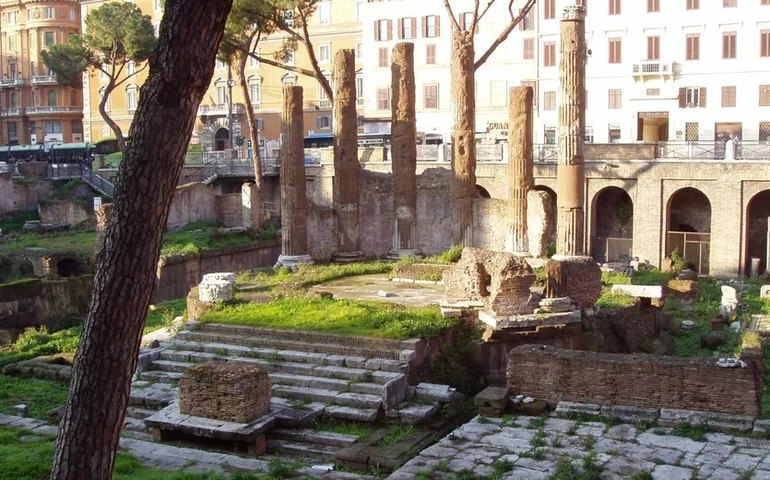 'Até tu, Brutus?': Roma restaura sítio arqueológico onde ocorreu o assassinato de Júlio César