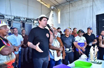 Davi Davino Filho participa de missa do Vaqueiro em Delmiro Gouveia, e destaca união pela mudança em Alagoas