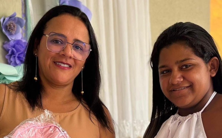 Assistência Social de Anadia beneficia gestantes com entrega de kits de enxovais